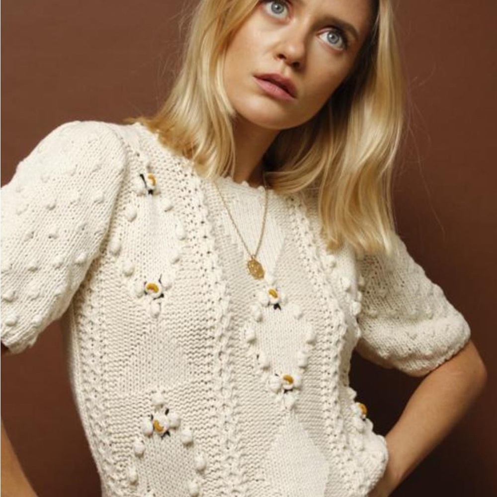 Elegant Cream Knit Top